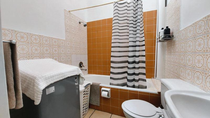 2 Bedroom Property for Sale in La Rochelle Western Cape